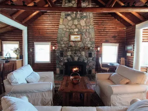 Living - 4415 Wagarville, Gladwin, MI 48624 photo 5 of 8