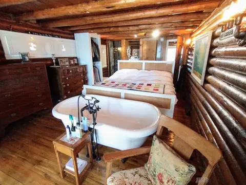 Bedroom - 4415 Wagarville, Gladwin, MI 48624 photo 1 of 5