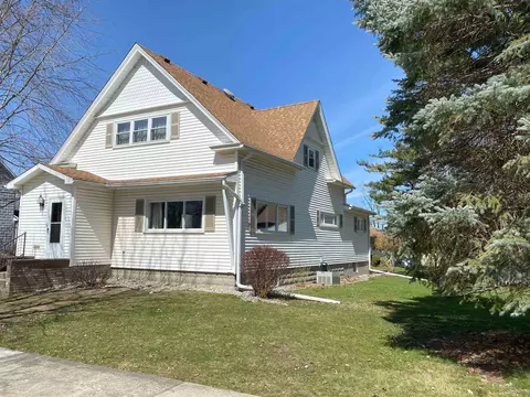 504 Baldwin, Saint Johns, MI 48879