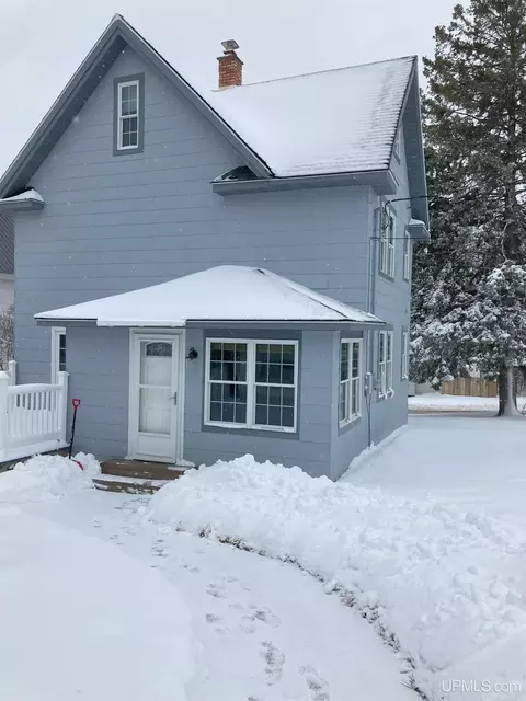 944 Poplar, Hancock, MI 49930