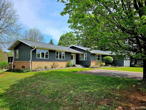 e5206 East Margaret Street, Ironwood, MI 49938