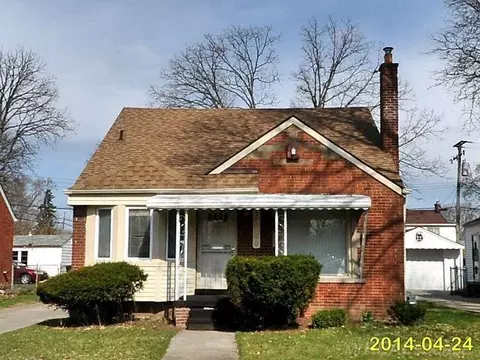 12191 E Outer, Detroit, MI 48224 photo 4