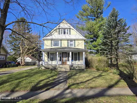 1209 N Washington, Owosso, MI 48867