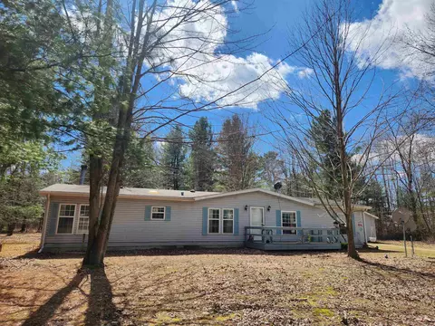 8784 E Grass Lk, Clare, MI 48617