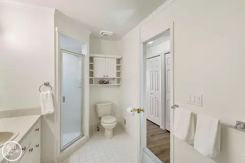 Bath - 45597 Delmar, Macomb, MI 48044 photo 2 of 4