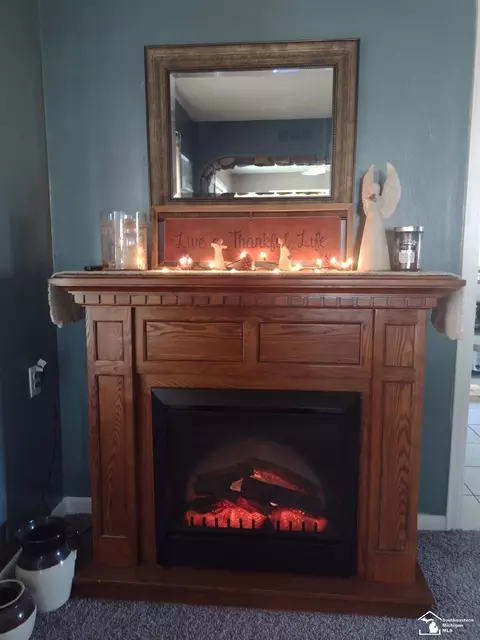 Living - 461 Rawson, Dundee, MI 48131 photo 3 of 3