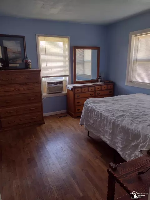 Bedroom - 461 Rawson, Dundee, MI 48131 photo 3 of 3