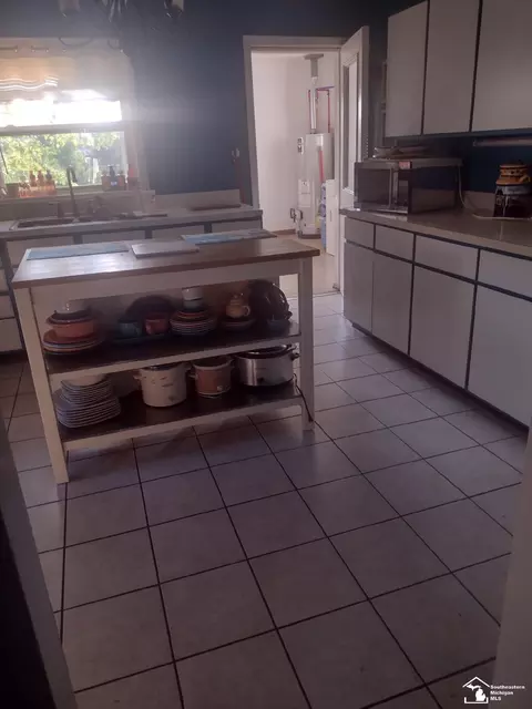Kitchen - 461 Rawson, Dundee, MI 48131 photo 3 of 3