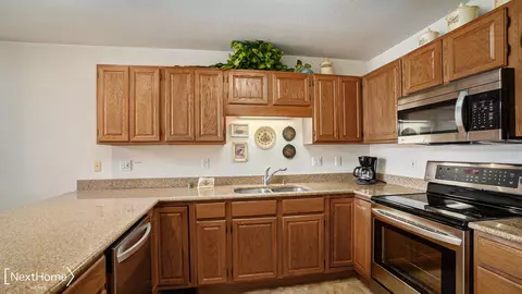 Kitchen - 1748 Castleview, Gladwin, MI 48624 photo 3 of 3