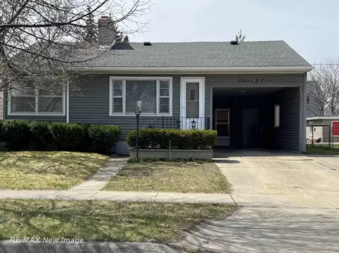 305 N Henry, Bay City, MI 48706