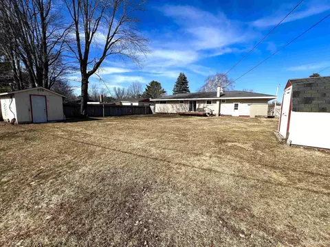 465 W Adams, Gwinn, MI 49841