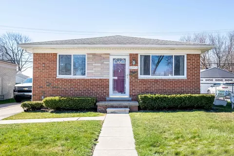 22906 Avon, Saint Clair Shores, MI 48082