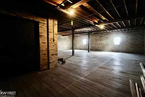 1273 Broadway, Flint, MI 48506 photo 7