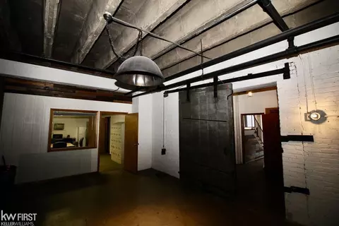 1273 Broadway, Flint, MI 48506 photo 6