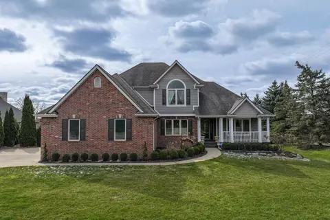 5250 Fairway, Grand Blanc, MI 48439