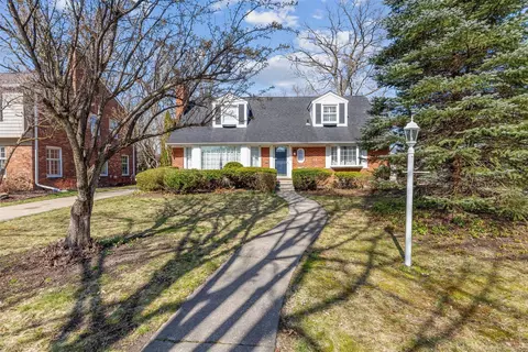320 Cloverly, Grosse Pointe Farms, MI 48236