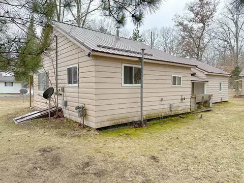 Exterior - 1435 Forest, Harrison, MI 48625 photo 5 of 7