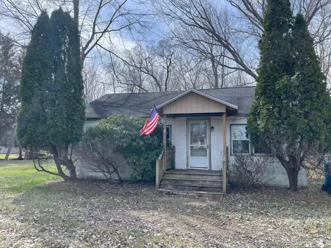 4464 S Kirk, Vassar, MI 48768