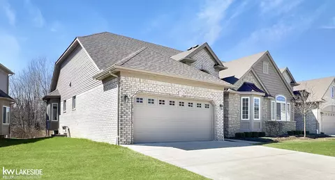 Exterior - 5212 Hawkseye, Warren, MI 48092 photo 2 of 10