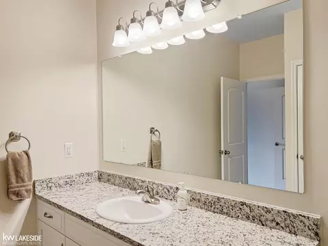 Bath - 5212 Hawkseye, Warren, MI 48092 photo 3 of 4
