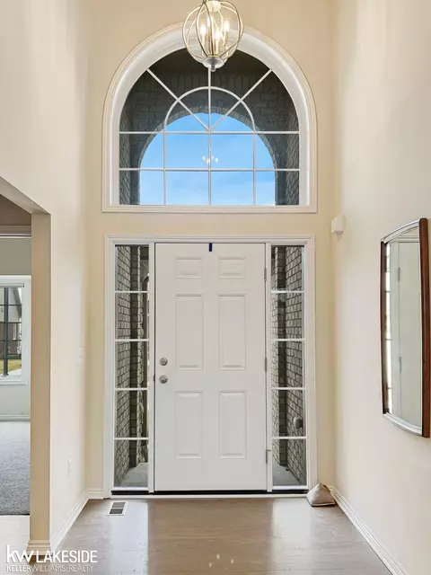 Entry Way - 5212 Hawkseye, Warren, MI 48092 photo 1 of 1