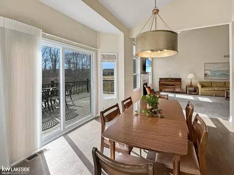 Dining - 5212 Hawkseye, Warren, MI 48092 photo 2 of 3