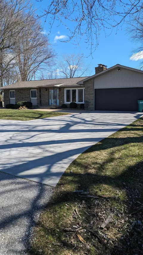 5431 4 Mile, Bay City, MI 48706