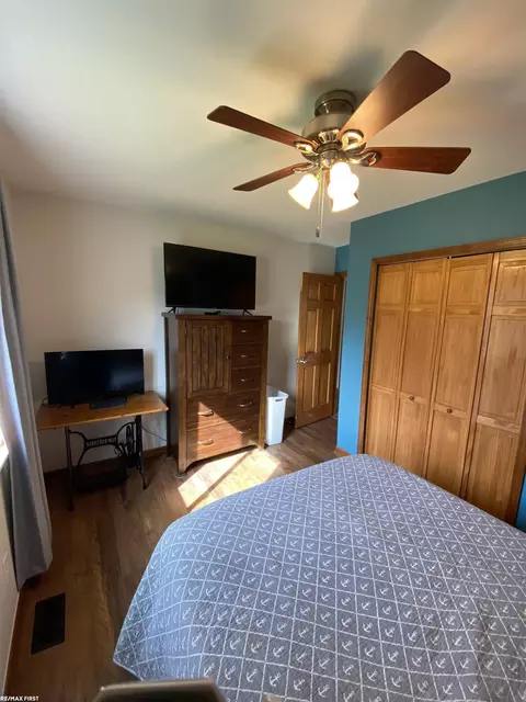 Bedroom - 4339 County Line, Casco, MI 48064 photo 5 of 5