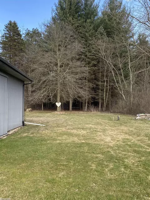 Exterior - 4339 County Line, Casco, MI 48064 photo 5 of 7