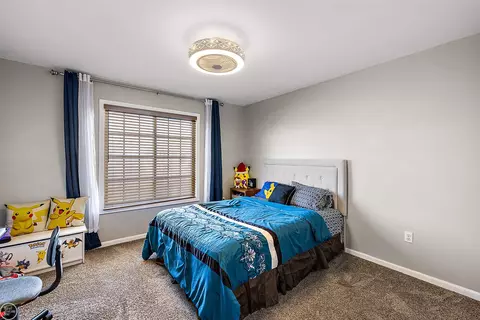 Bedroom - 21646 Phoenix, Macomb, MI 48044 photo 3 of 5