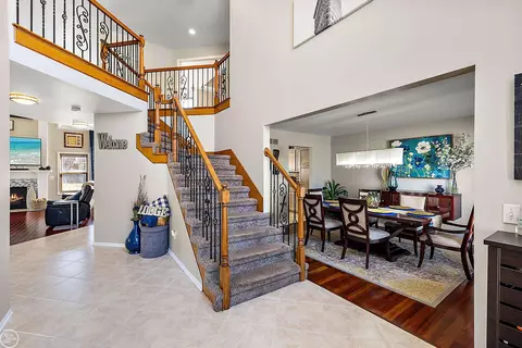 Entry Way - 21646 Phoenix, Macomb, MI 48044 photo 2 of 4