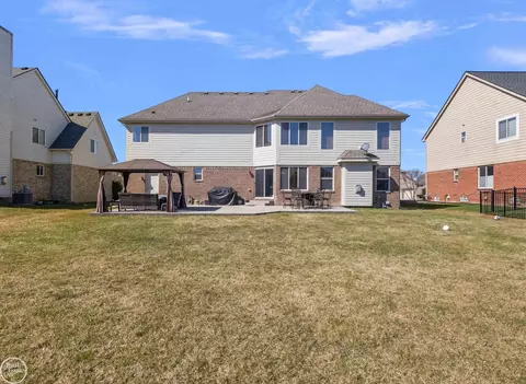 Exterior - 21646 Phoenix, Macomb, MI 48044 photo 2 of 5