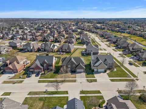 View/Area - 21646 Phoenix, Macomb, MI 48044 photo 1 of 2