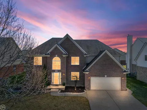 Exterior - 21646 Phoenix, Macomb, MI 48044 photo 4 of 5