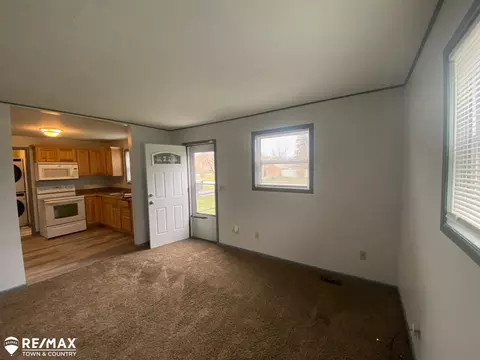 1087 Chrysler, Mount Morris, MI 48458 photo 7