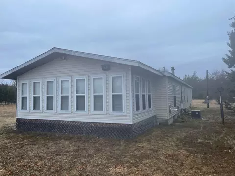 9593 S Willows, Roscommon, MI 48653