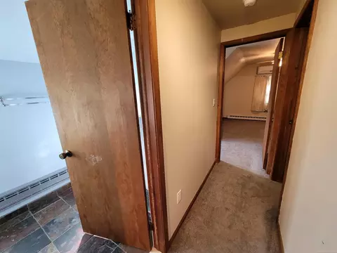 Entry Way - 831 Roslyn, Grosse Pointe Woods, MI 48236 photo 4 of 5