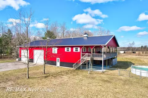 249 Red Oak, Beaverton, MI 48612
