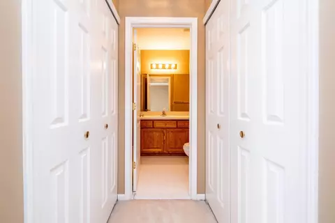 Entry Way - 16751 Cobblestone W, Macomb, MI 48042 photo 5 of 6