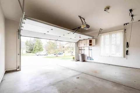 Exterior - 16751 Cobblestone W, Macomb, MI 48042 photo 6 of 11