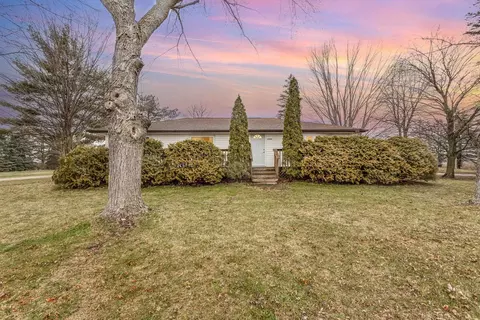 1326 W Linwood, Linwood, MI 48634
