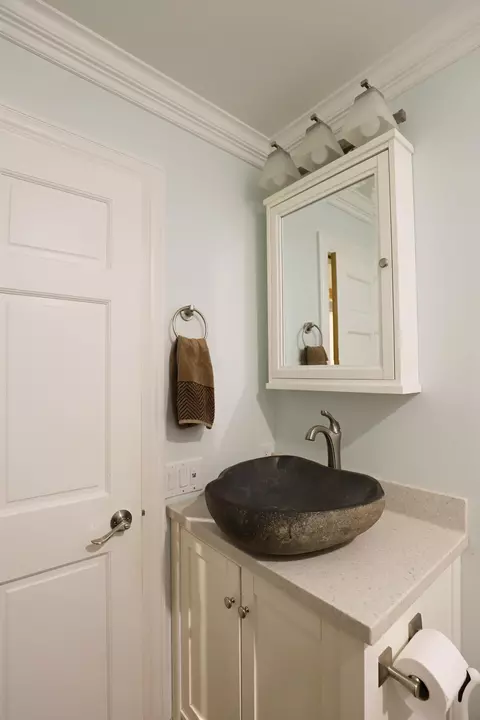 Bath - 9045 Springbrook, Davison, MI 48423 photo 5 of 5
