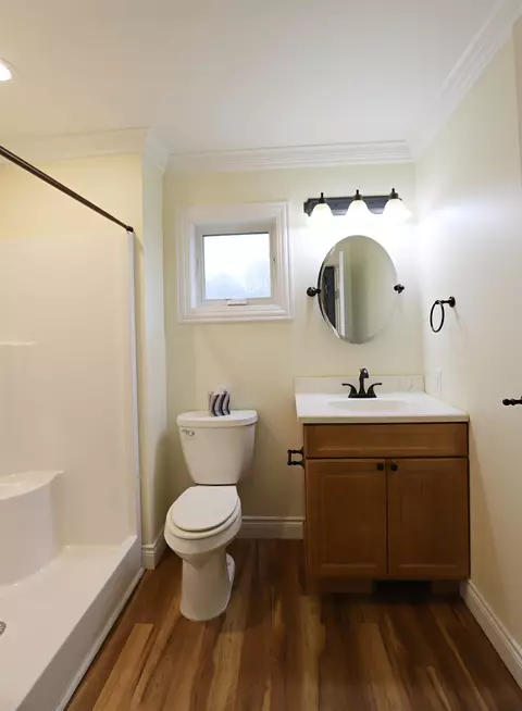 Bath - 9045 Springbrook, Davison, MI 48423 photo 3 of 5