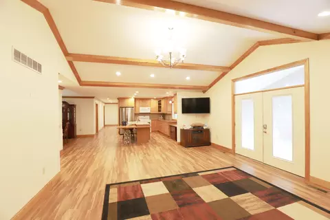 Living - 9045 Springbrook, Davison, MI 48423 photo 3 of 4