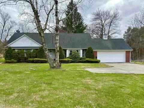 53455 Washington, New Baltimore, MI 48047