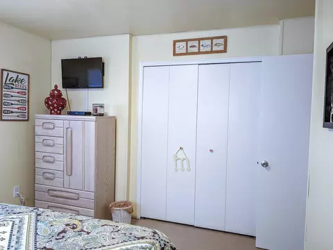 Bedroom - 5540 Gronda, Harrison, MI 48625 photo 8 of 9