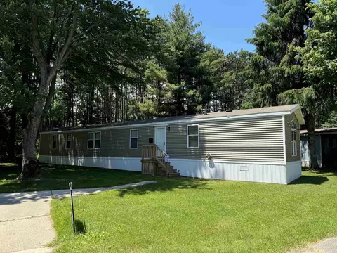 5402 Cedar, Croswell, MI 48422