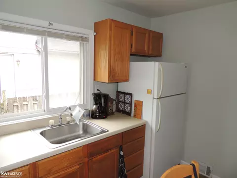 Kitchen - 27155 James, Warren, MI 48092 photo 3 of 4