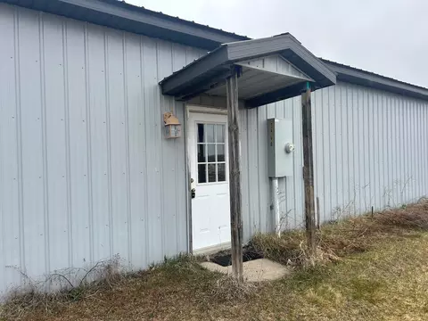 2440 Three Rivers, Gladwin, MI 48624 photo 9