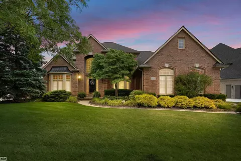 54124 Salem, Shelby Township, MI 48316